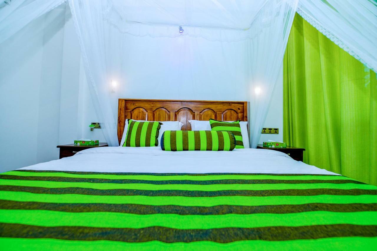 Third Eye Ella Hotel Bagian luar foto