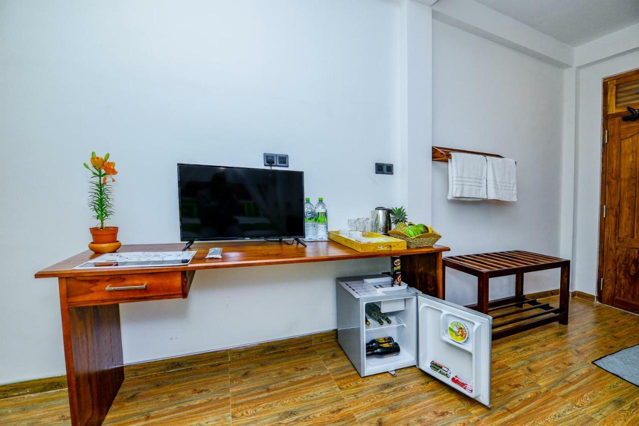 Third Eye Ella Hotel Bagian luar foto