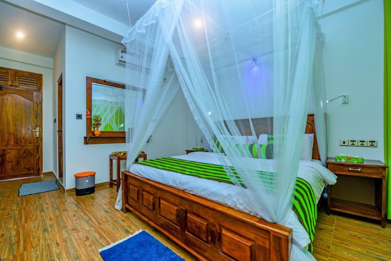 Third Eye Ella Hotel Bagian luar foto