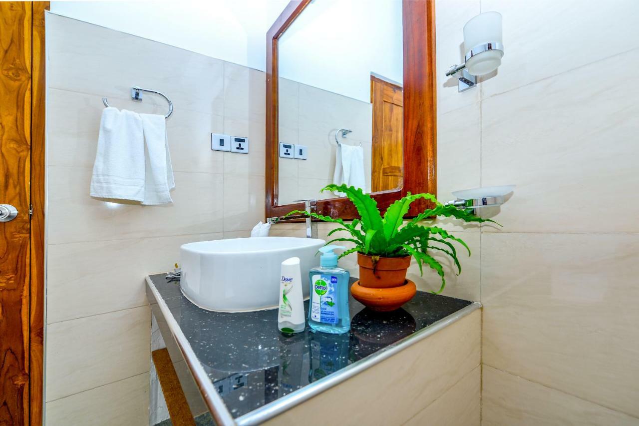 Third Eye Ella Hotel Bagian luar foto